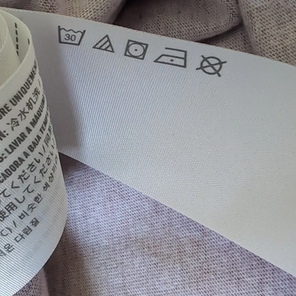 Hollister Men's Like New Long Sleeve - Picture 5 of 5